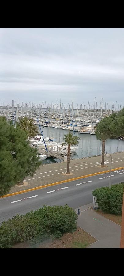 Le Clin D'Oeil Sur Le Port. Lägenhet Gruissan Exteriör bild